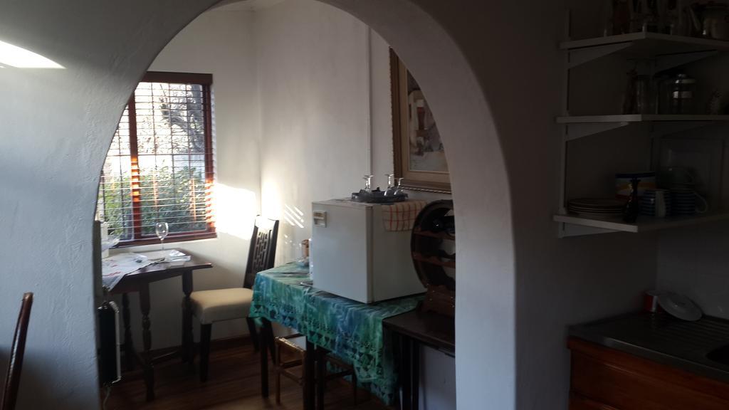 Monica'S Cottage Йоханесбург Екстериор снимка